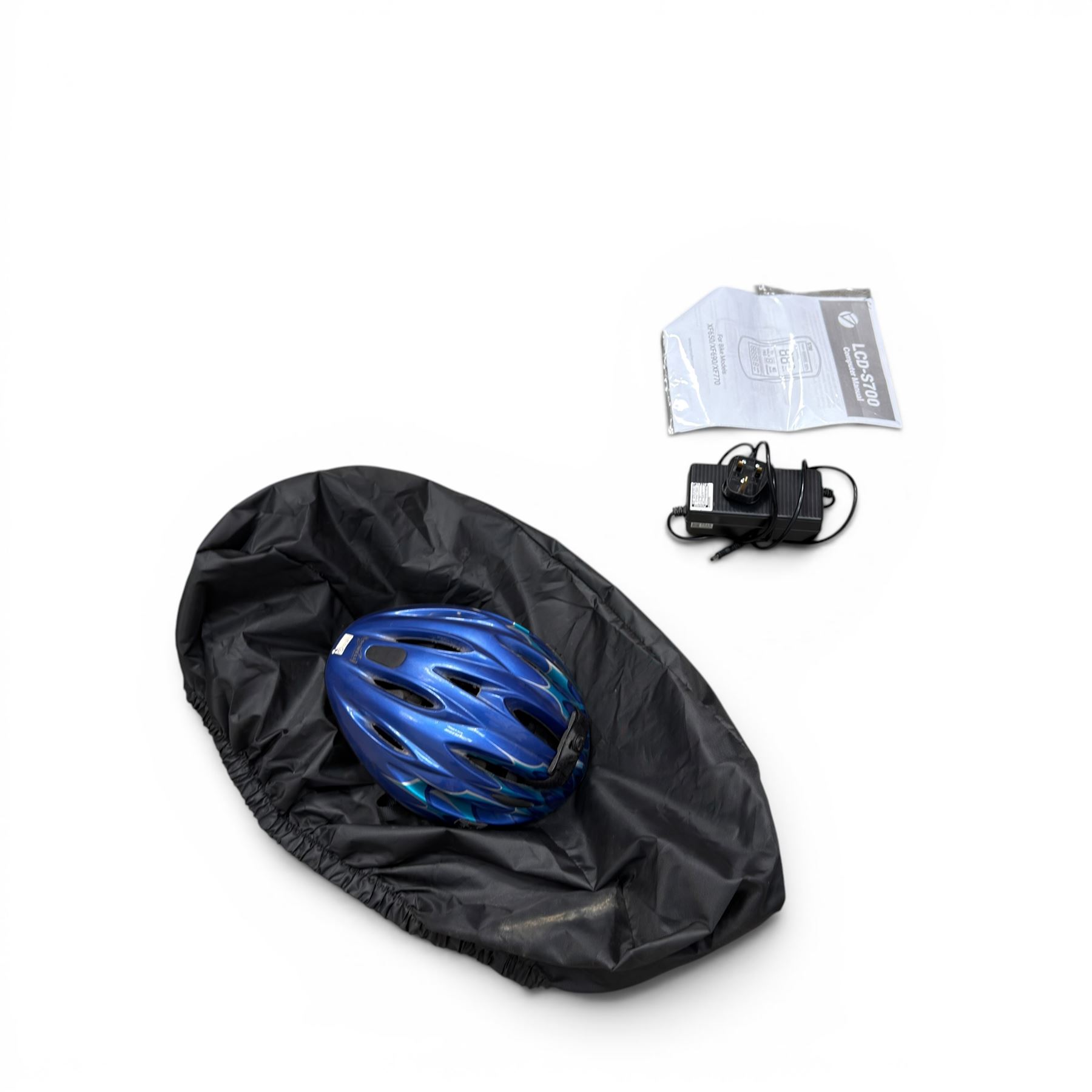 Cyrusher XF690 Plus - electric fat tyre bicycle, 250W model, with suspension forks, disc brakes, rear pannier bag and blue and black finish.