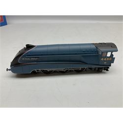 Hornby '00' gauge - Class A4 'Sir Nigel Gresley' locomotive no. 4498, 2008 special edition 