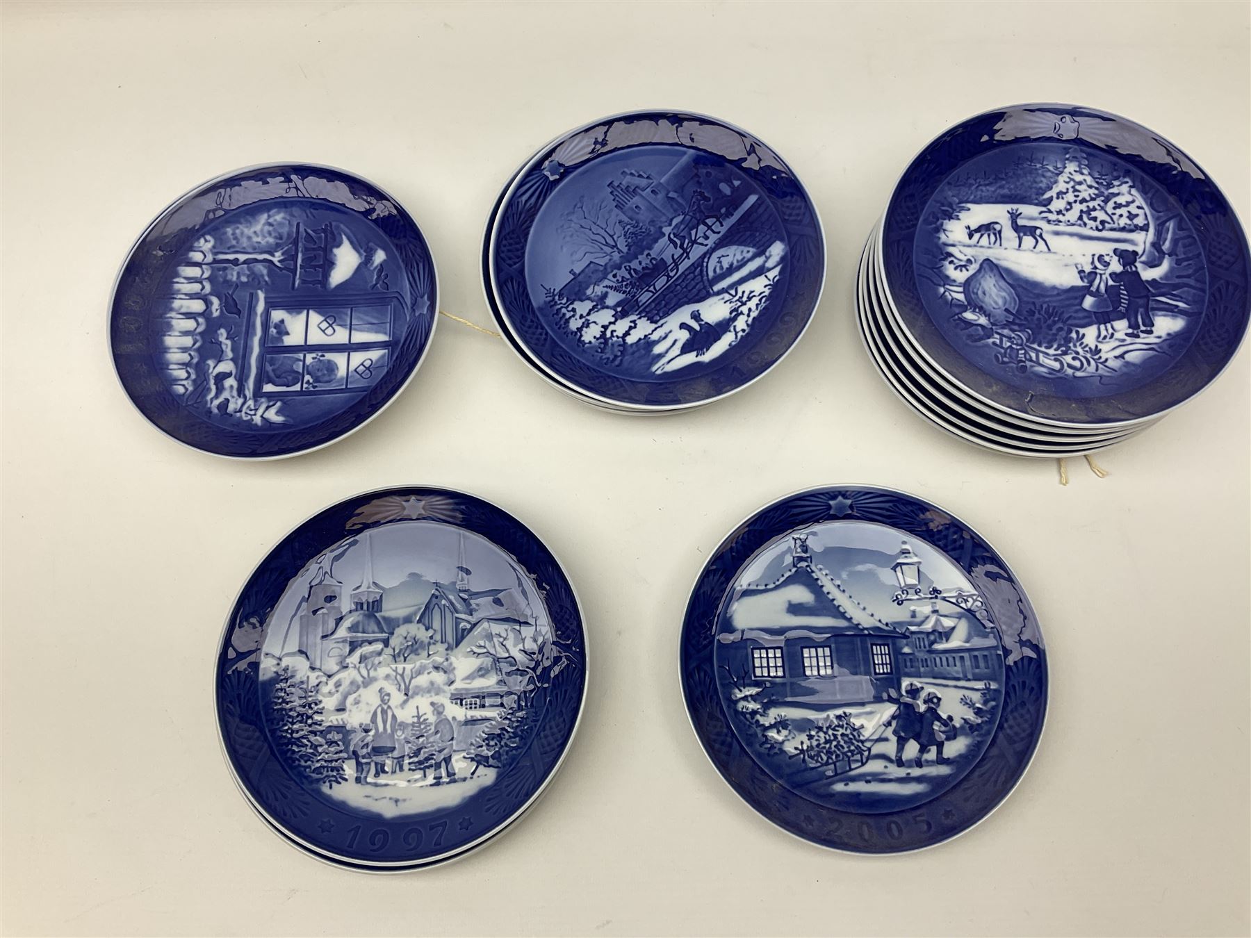 Royal Copenhagen nineteen assorted Christmas calendar plates, comprising 1982 and 1988 to 2005