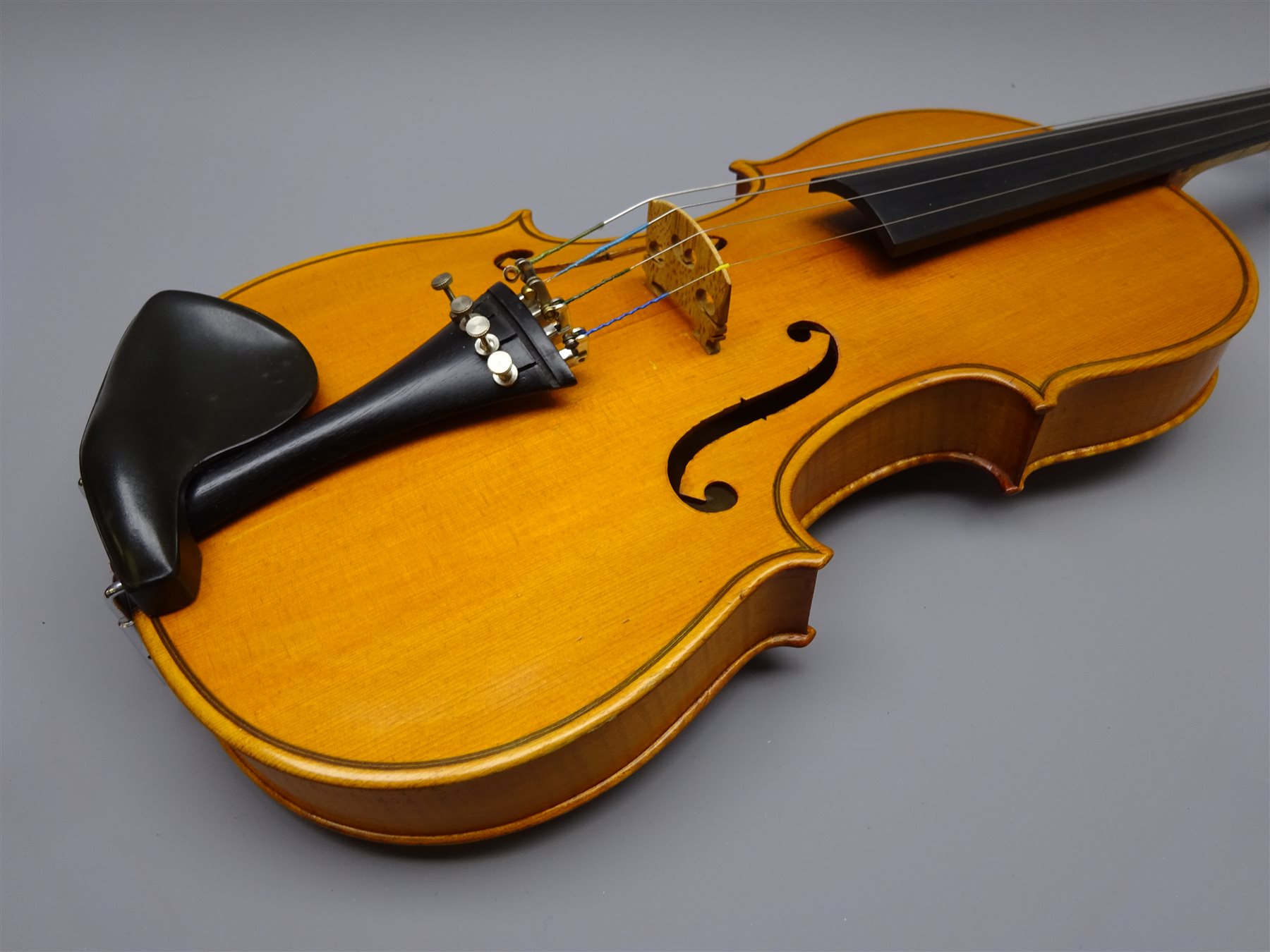 Early 20th century French E.R.Schmidt Saxony violin, the 36cm twopiece