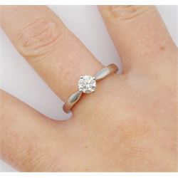 Platinum single stone round brilliant cut diamond ring, hallmarked, diamond approx 0.45 carat