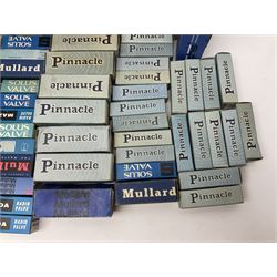 Collection of empty boxes for Pinnacle, Mazda, Mullard, Solus etc, thermionic vacuum tubes/valves, approximately 83