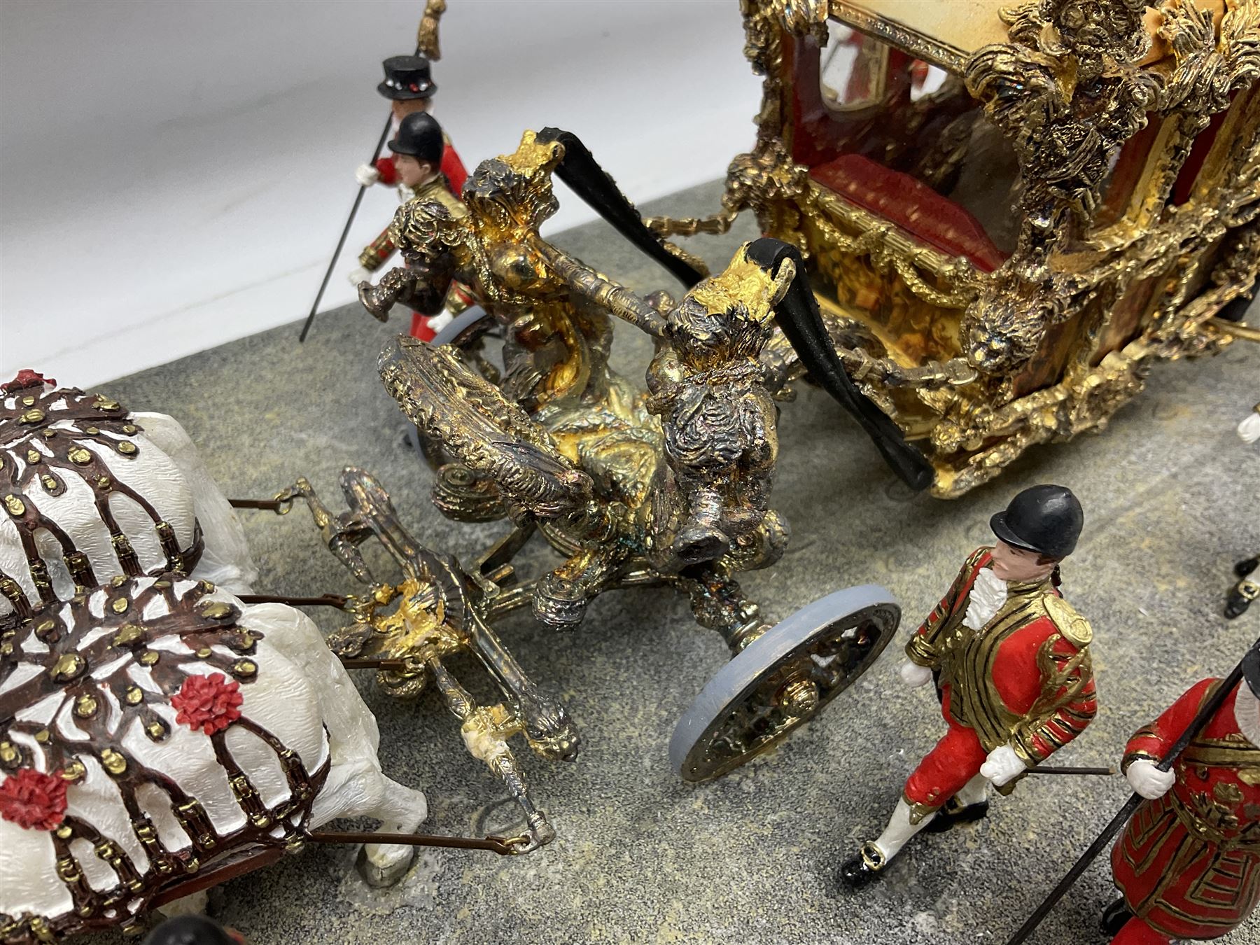 Border Fine Arts The Coronation 1953, model No. B0810, and sculpted by Ray Ayres, limited edition 150/350, with original box and certificate, L70cm  