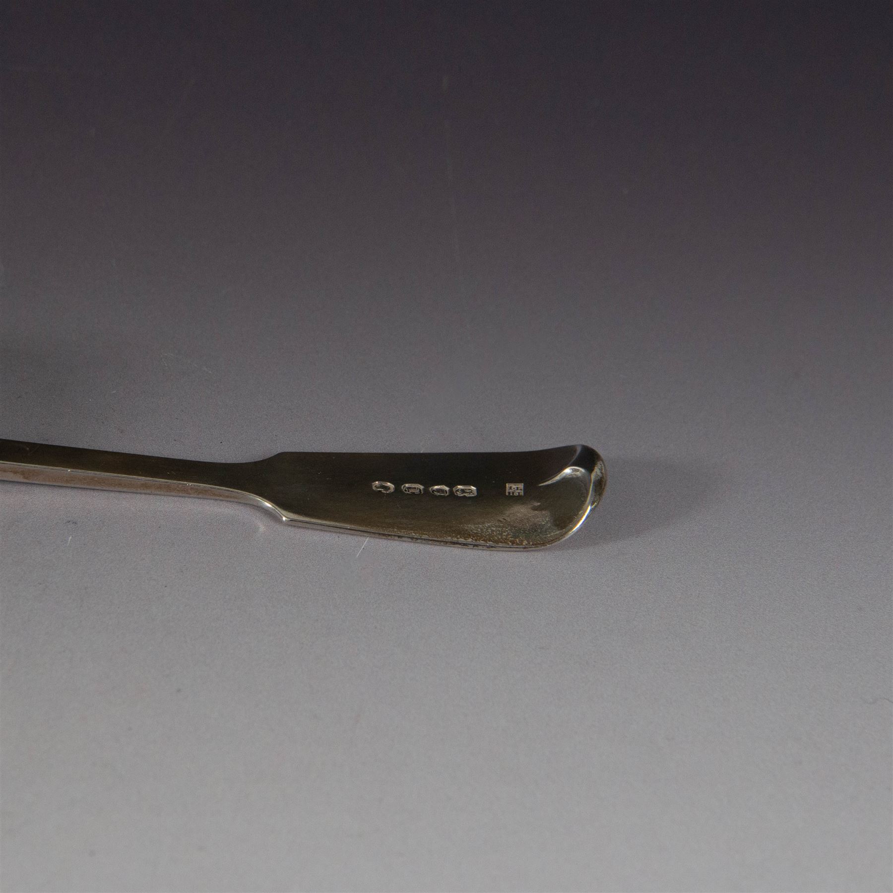 Victorian silver Fiddle pattern fish slice, with pierced blade, hallmarked John & Henry Lias, London 1846