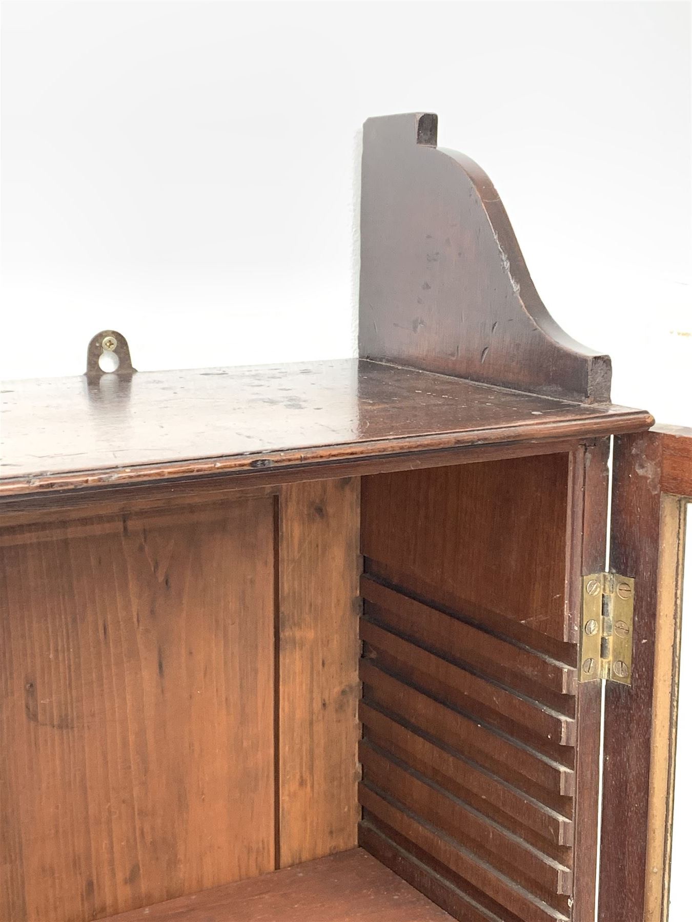 Georgian mahogany Gothic wall hanging cabinet, enclosed by two ogee pointed arch astragal glazed doors, plain sides with shaped top and bottom brackets