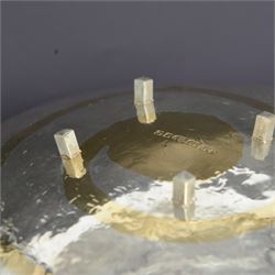 Modern silver bowl, of square concave form, with gilt interior and gilt spiral decoration to underside, with planished decoration throughout, upon four column feet, hallmarked Jonathan Braganza, London 2013, H5cm, W18cm