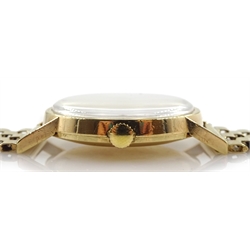 Tudor Shock-Resisting gentleman's 9ct gold manual wind wristwatch, back case stamped 9437, London 1975, on 9ct gold bracelet hallmarked