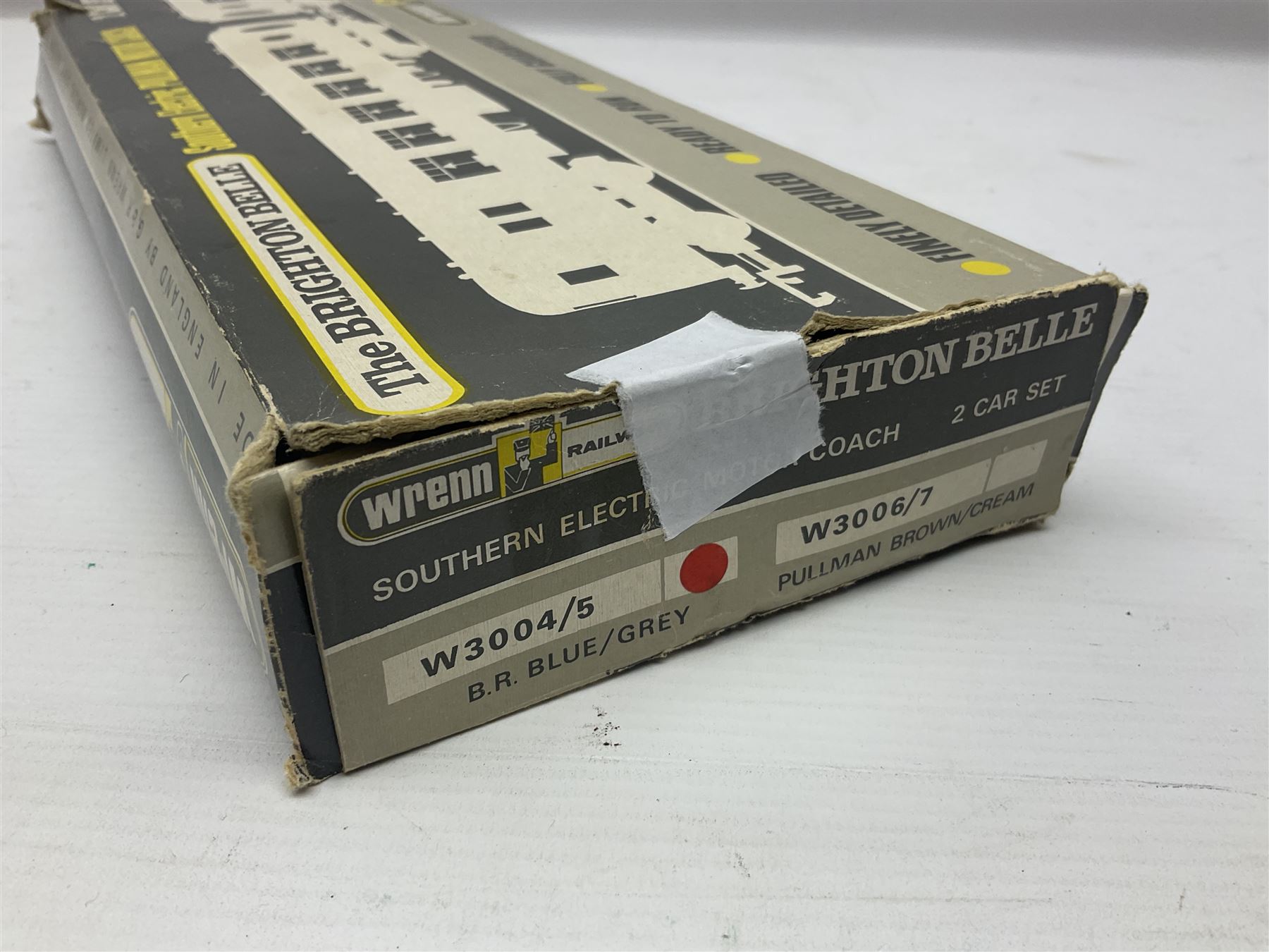Wrenn '00' gauge - 'The Brighton Belle' Southern Electric Pullman two-car set Nos.S290S and S291S; boxed