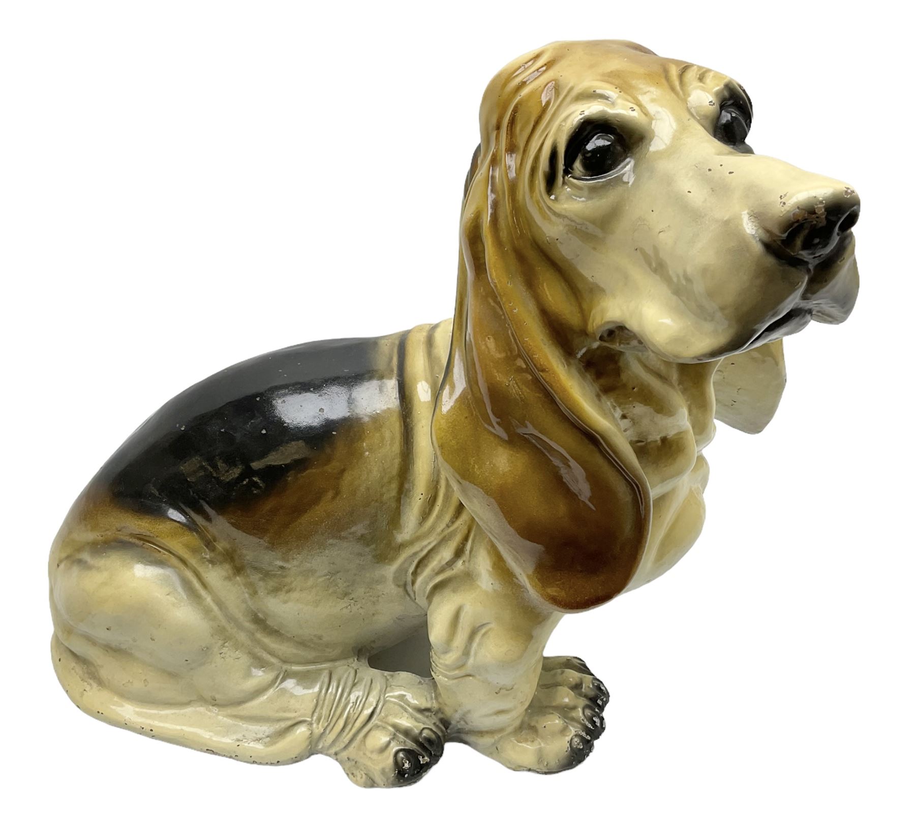 Composite model of a seated Basset Hound, H34cm