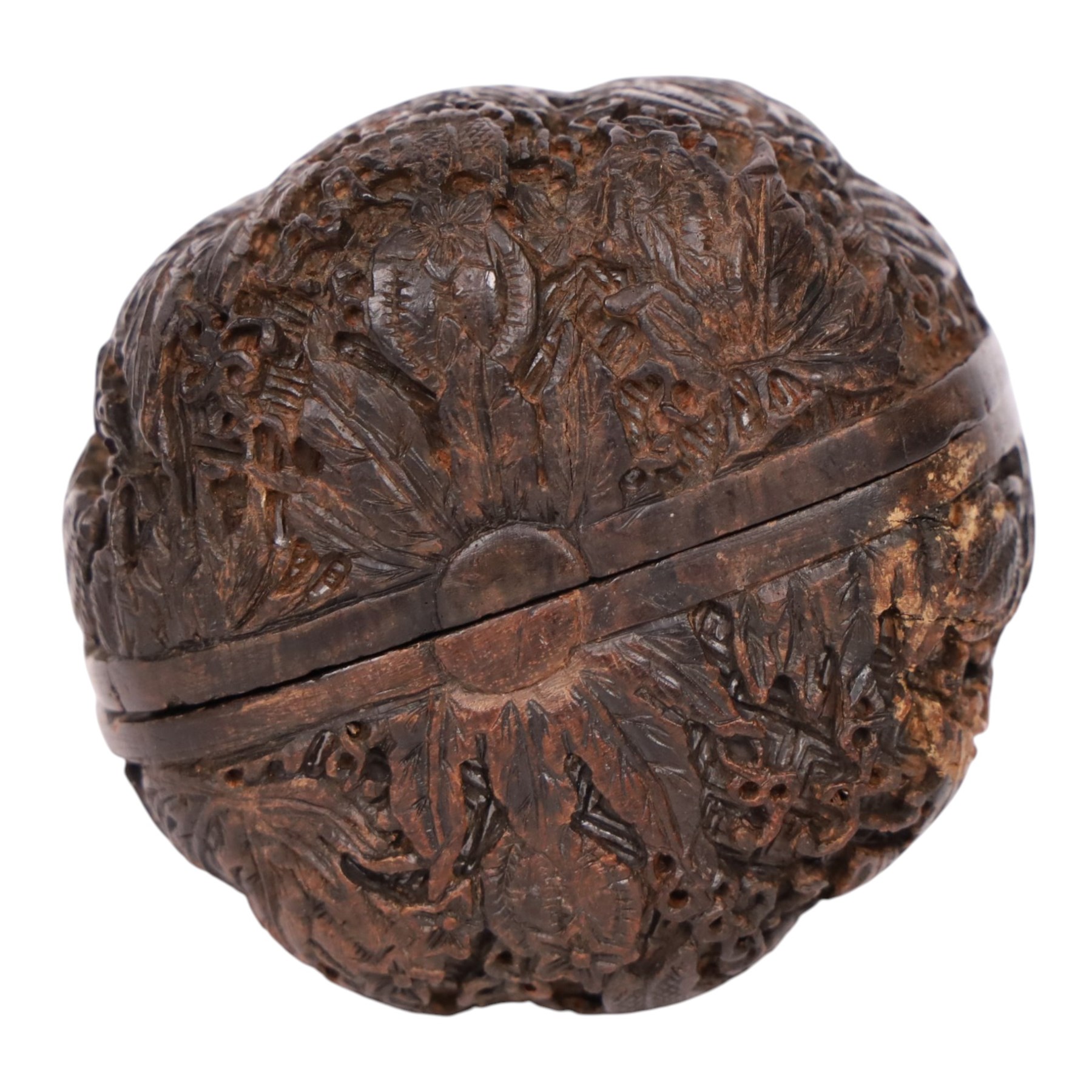 19th century Chinese cared nut/seed box, finely carved to the outside with foliate and animal motifs, L10cm, H8cm 