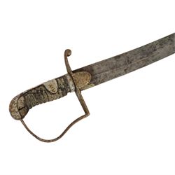 British Light Cavalry sword, with single edged curved blade and metal scabbard, overall L100cm 