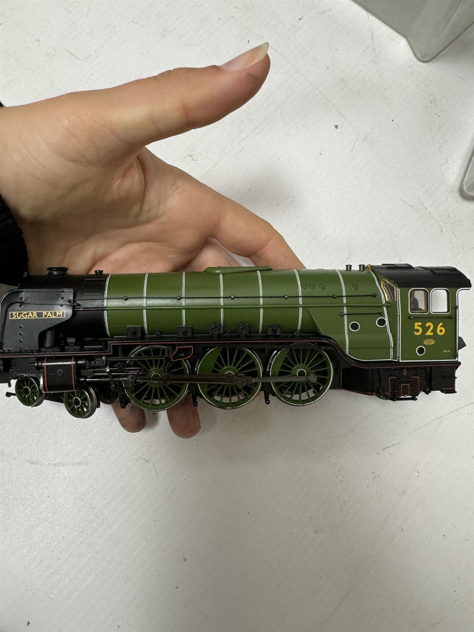Twelve '00' gauge steam locomotives and tenders, by various makers including Bachmann, Mainline and Hornby etc, all unboxed