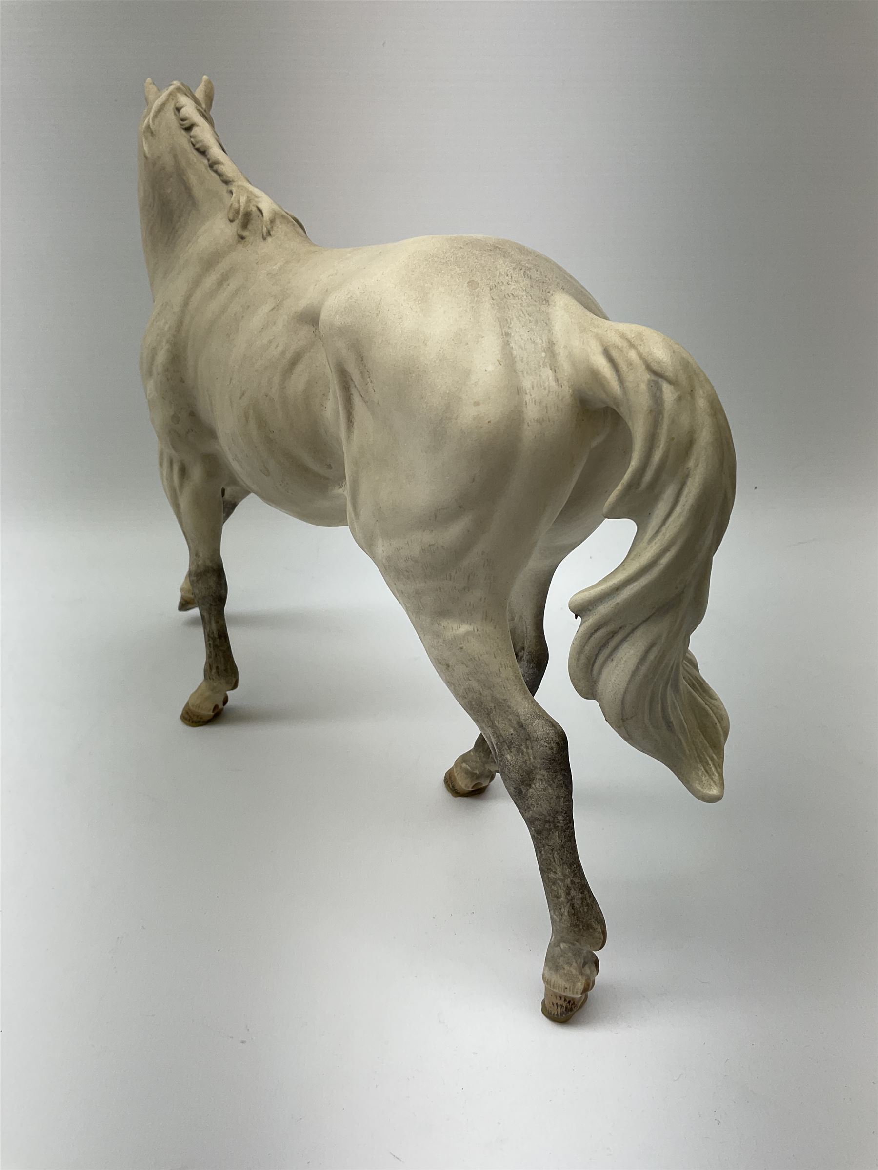 A Royal Doulton limited edition figure, Desert Orchid, 2563/7500, on wooden plinth, H32.5cm, with accompanying certificate. 