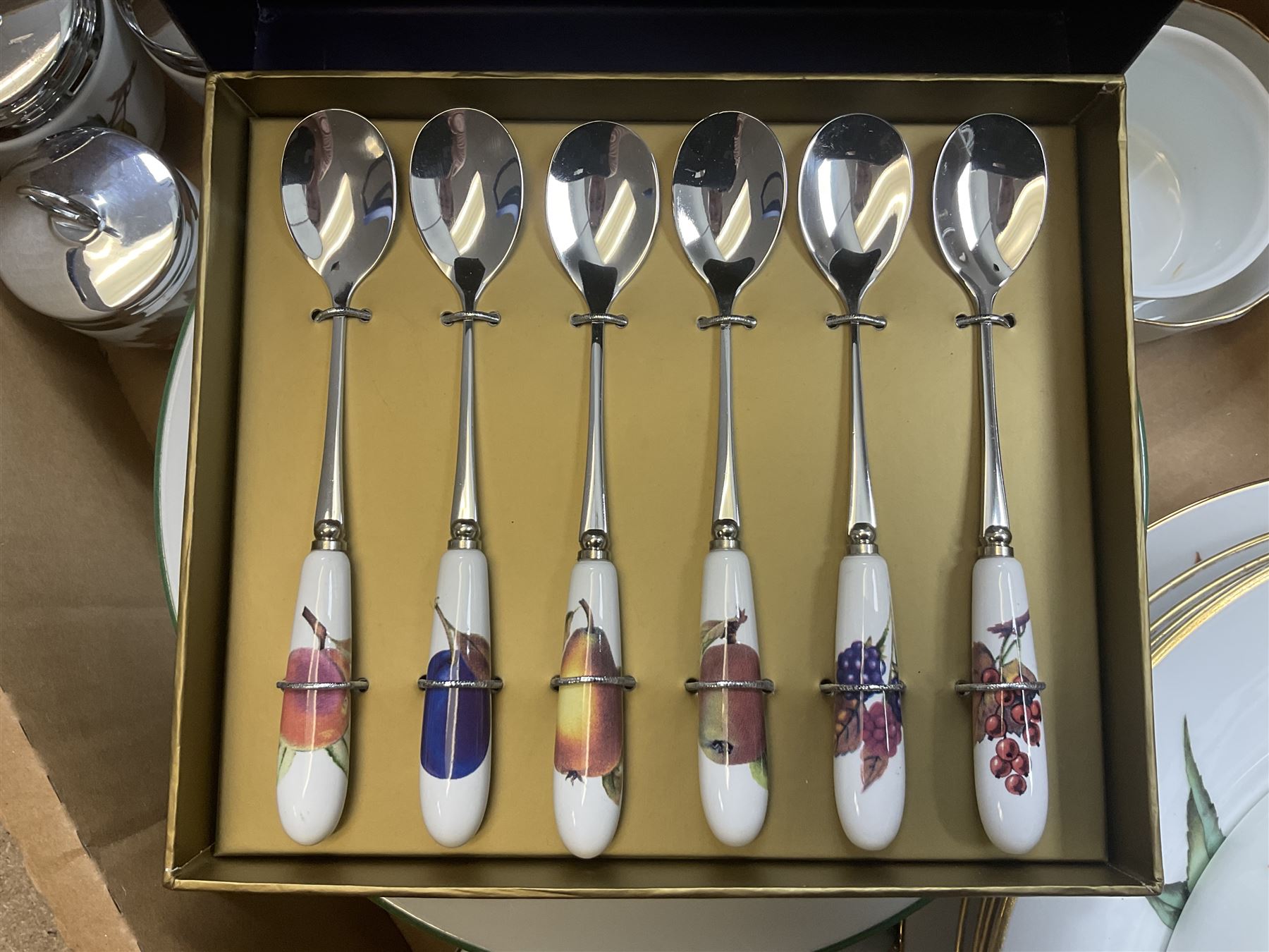 Royal Worcester Evesham and Evesham Vale tea and dinner wares, to include, three large covered tureens, coffee pot, eight tea cups and saucers, milk jug, two covered sucriers, boxed serving spoons etc, approx .130