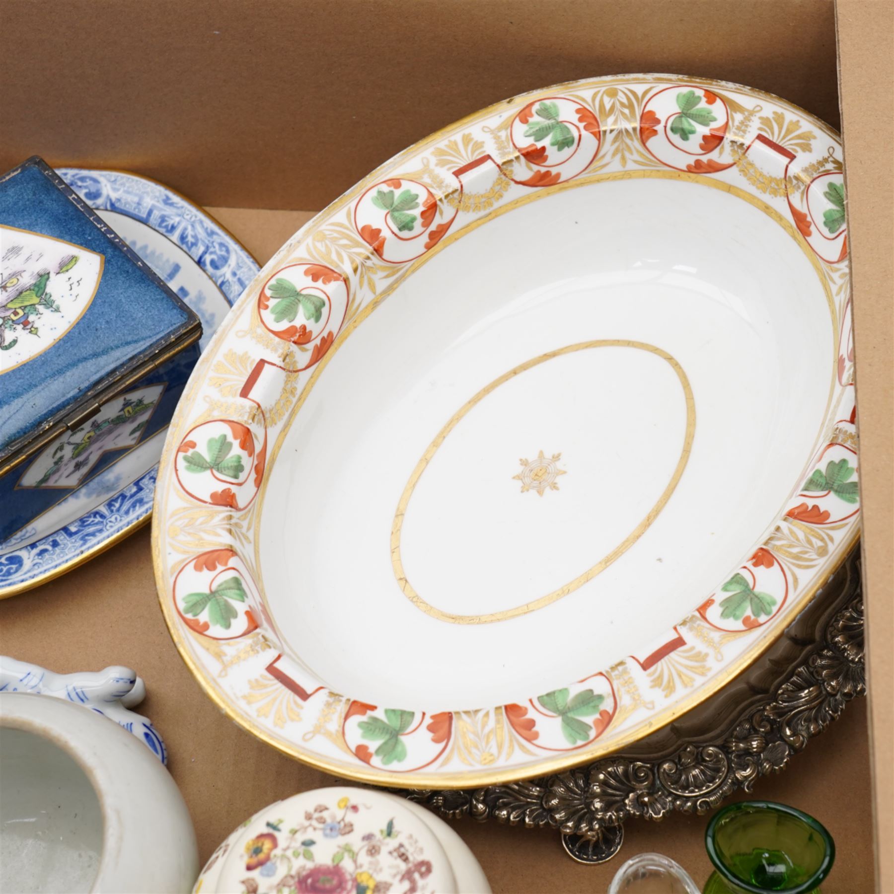 Early 19th century Derby dish, Maleras Sweden glass owl sculpture, Crown Staffordshire box with chinoiserie decoration and other ceramic and glass items in one box