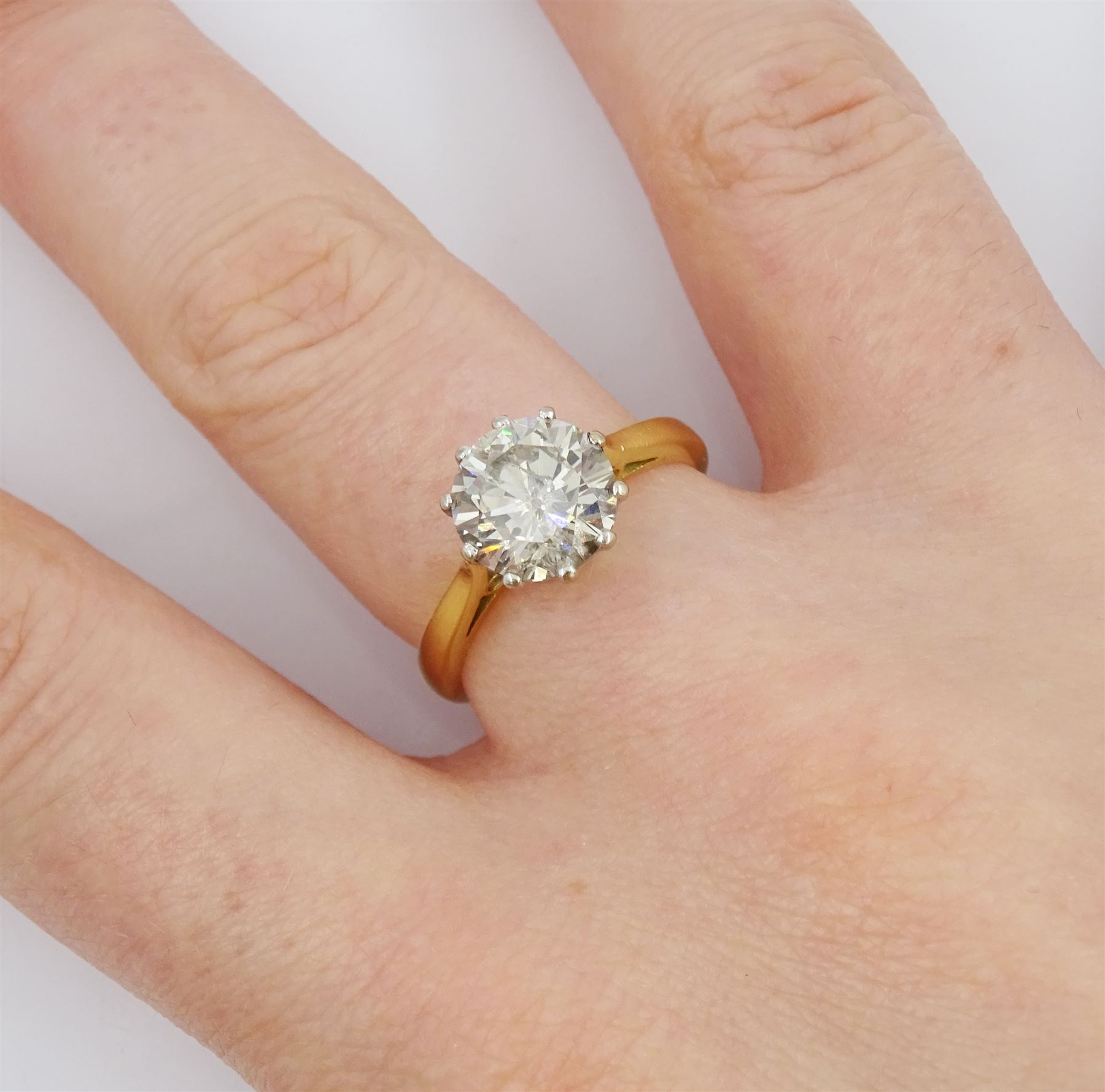 18ct gold single stone round brilliant cut diamond ring, Birmingham 1994, diamond approx 1.90 carat