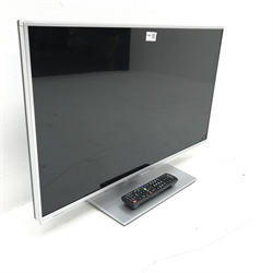 Panasonic TX-L32E6B (32”) television and remote control