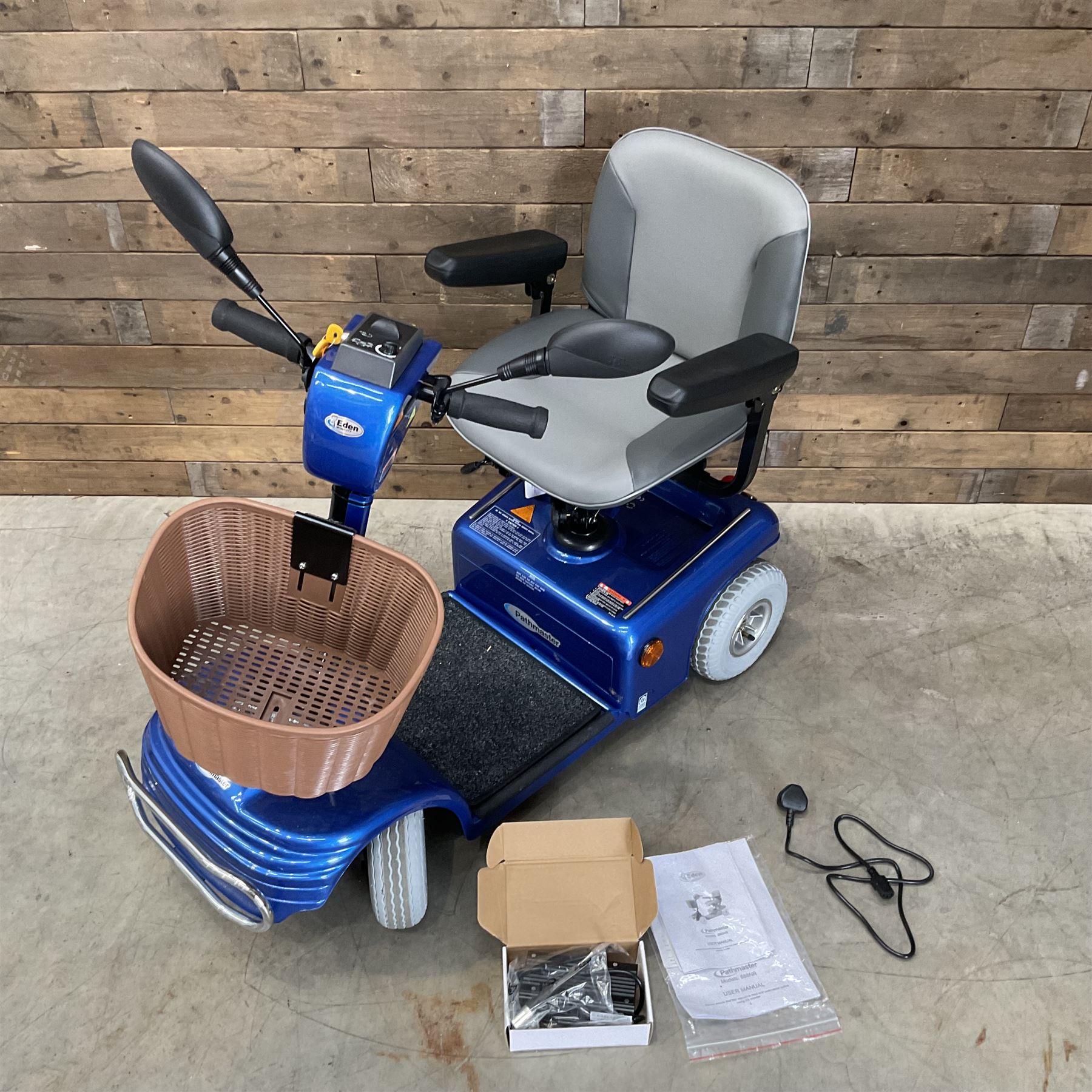 Eden Mobility Pathmaster 888NR four wheel mobility scooter, with charger - excellent condition, used twice
