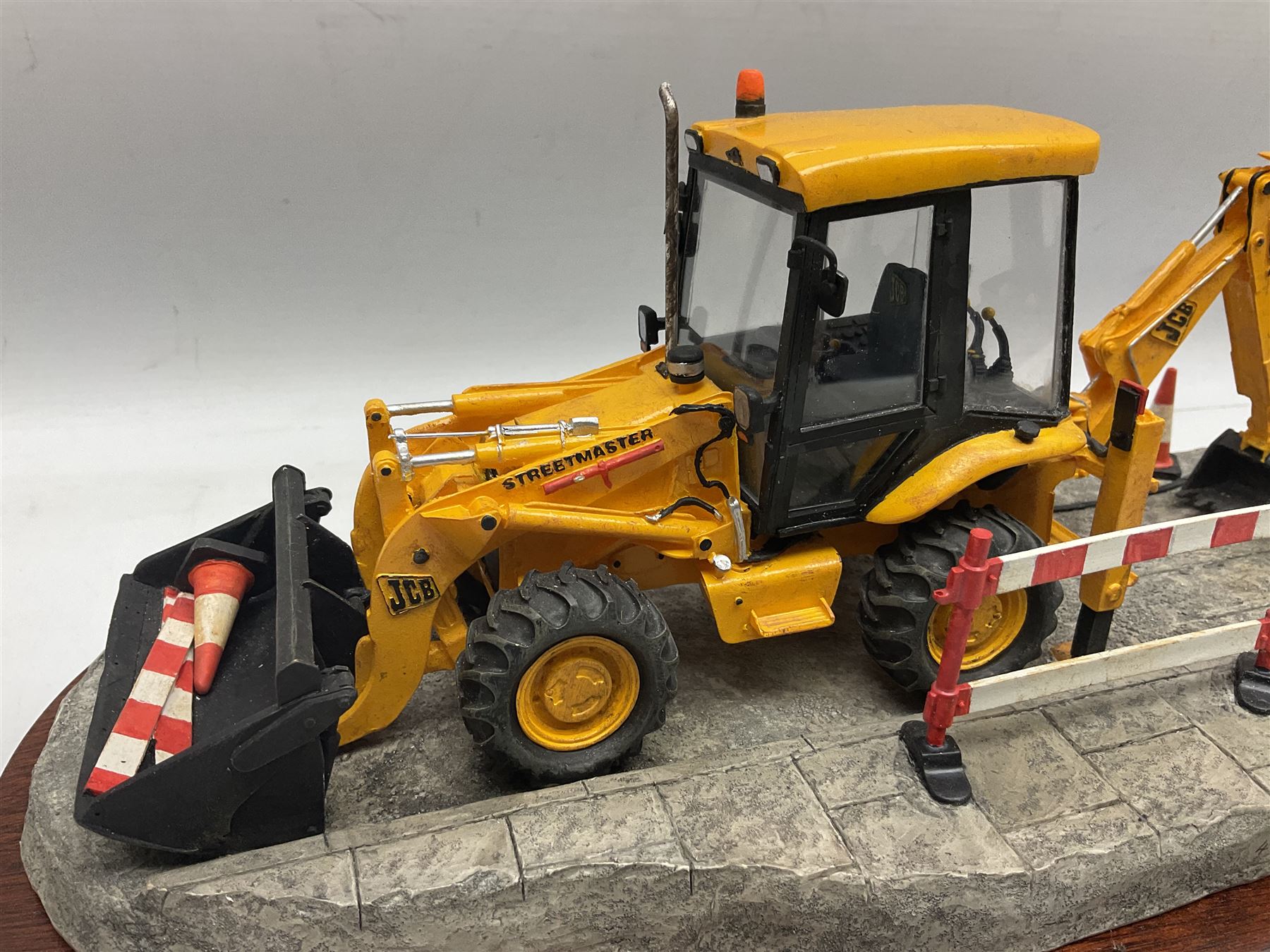 Border Fine Arts, Essential Repairs, model no. B0652, by Ray Ayres, limited edition 490/1750, L48cm