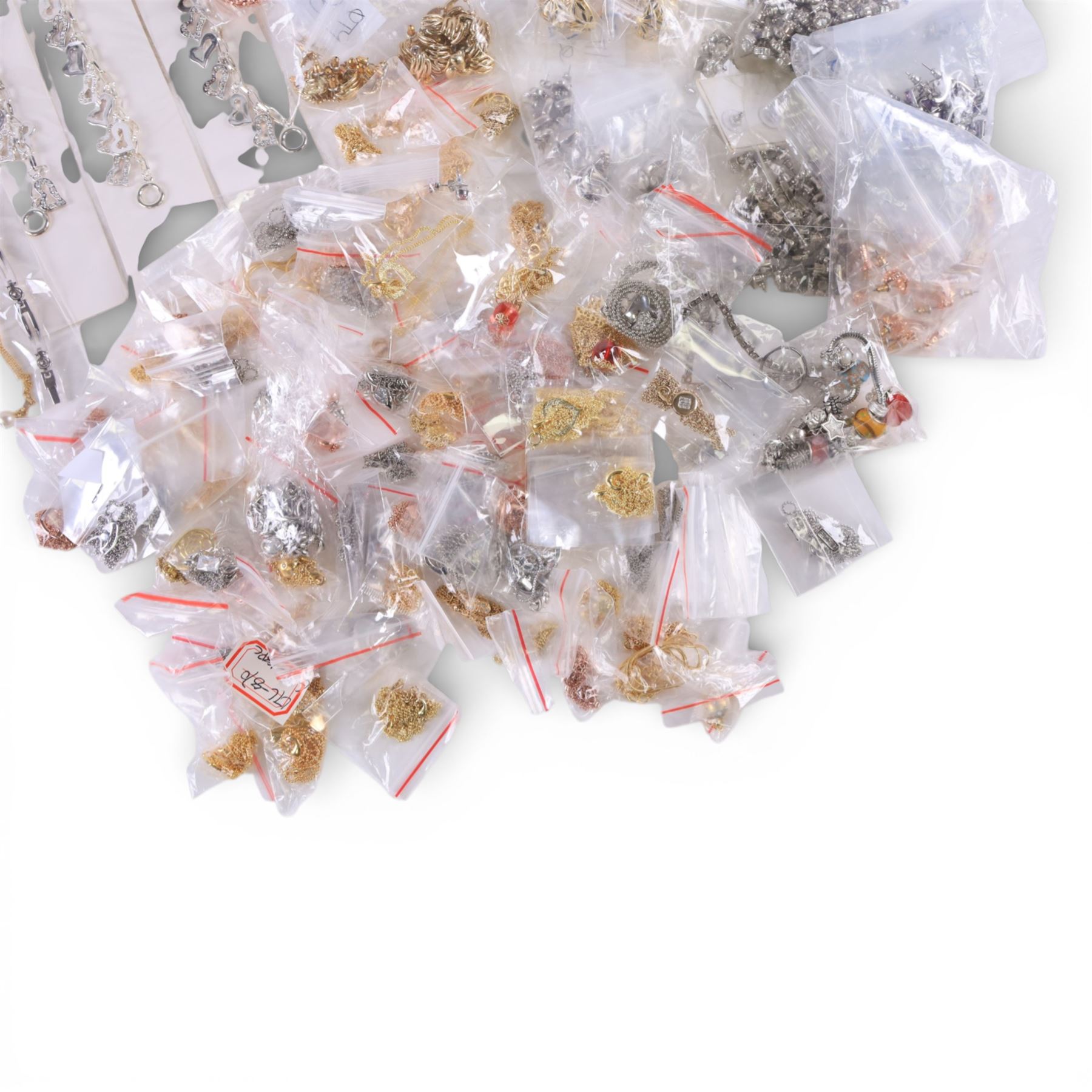 Quantity of costume jewellery, including stud earrings, pendant necklaces, bracelets and bangles etc