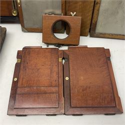 Otto Wernhard folding mahogany and brass plate camera, with Steinhart Munchen lens No. 35129, together with two other plate camera and various plates 