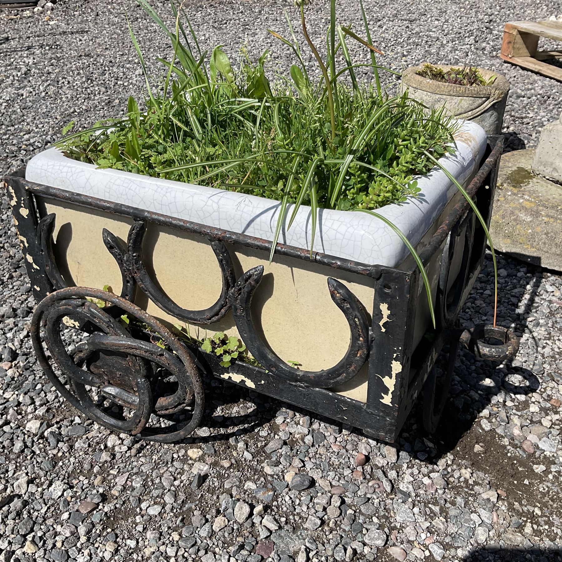 Cast stone bird bath and planters  - THIS LOT IS TO BE COLLECTED BY APPOINTMENT FROM DUGGLEBY STORAGE, GREAT HILL, EASTFIELD, SCARBOROUGH, YO11 3TX