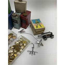 Quantity of Staybrite and other buttons and badges; five oil tins; 1942 20mm brass cartridge case; 'Soldiers of the World' trade cards; three hand lamps etc