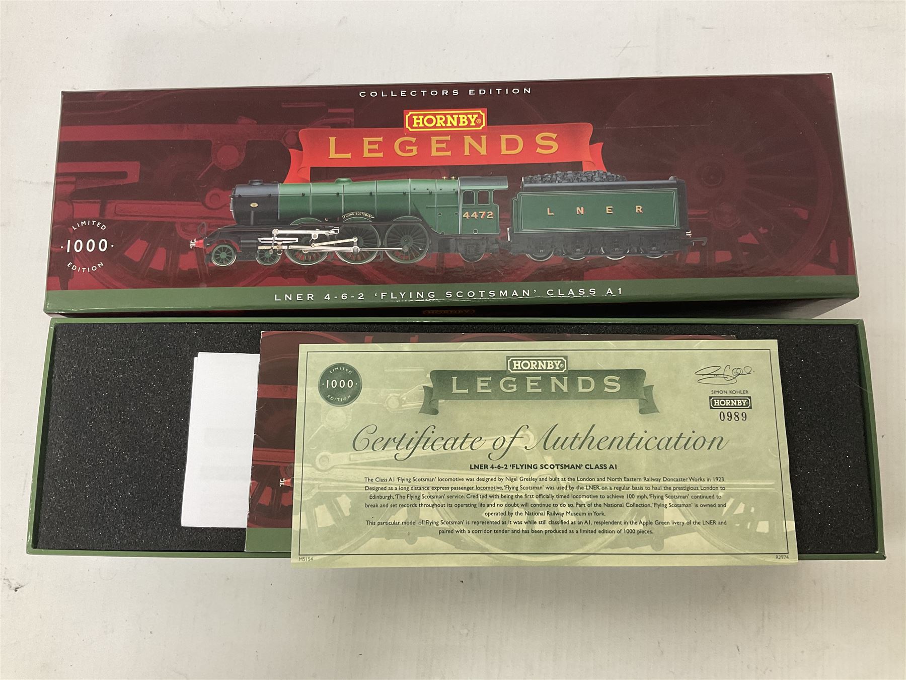 Hornby ‘00’ gauge - Limited Edition Hornby Legends Series no.989/1000 Class A1 LNER 4-6-2 ‘Flying Scotsman’ no.4472 in green; in original box with certificate of authenticity 