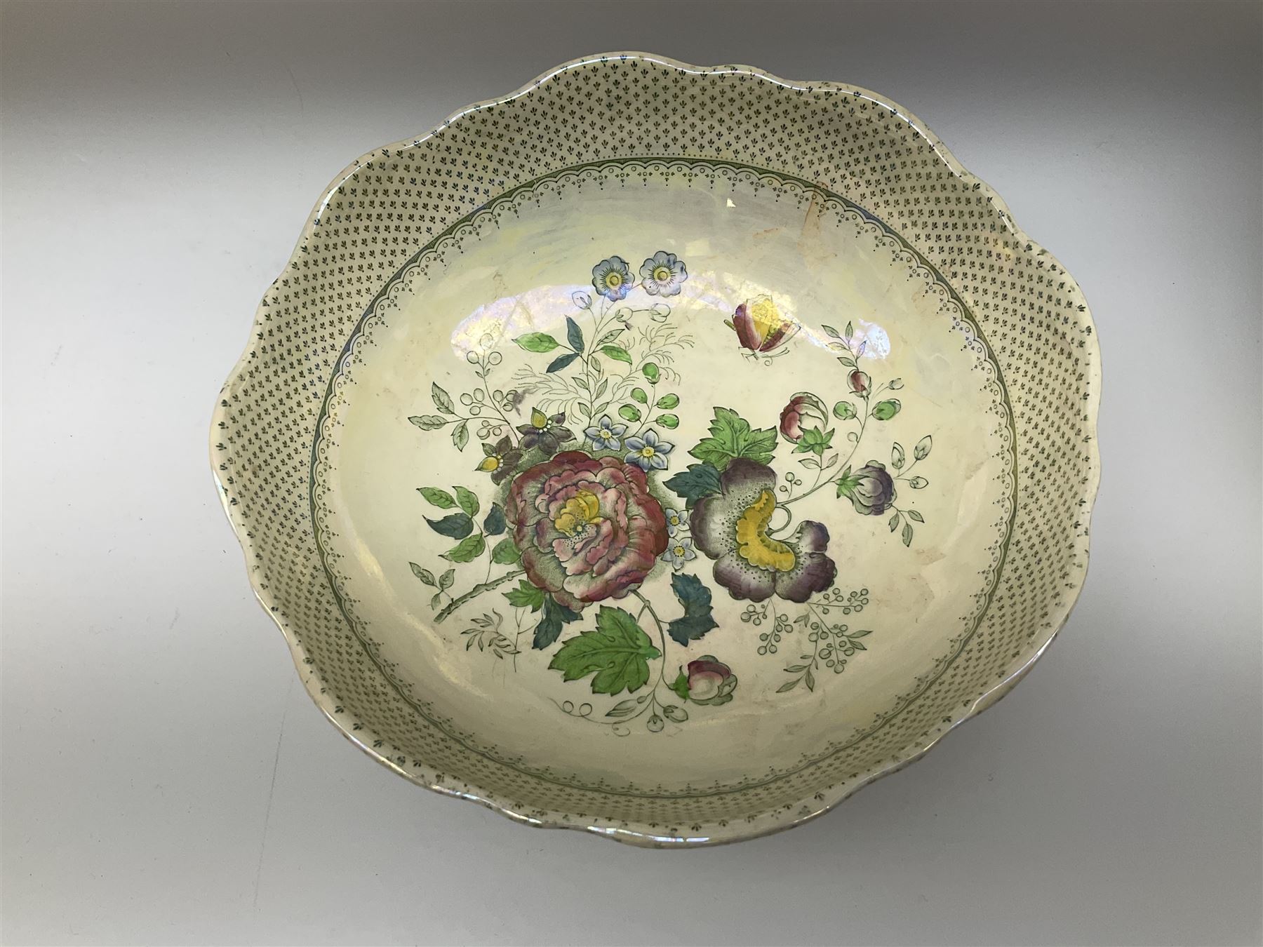 Five pieces of Masons Ironstone 'Paynsley' pattern lustre ware, comprising large ginger jar and cover, footed bowls, two jugs, and pin dish
