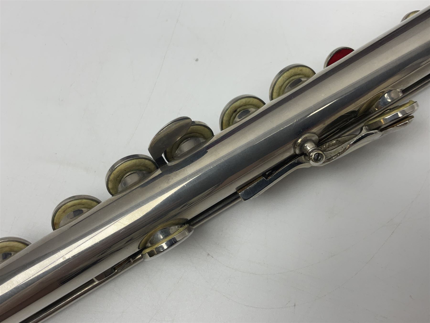 Lafleur three-piece flute, serial no.3357; in fitted carrying case