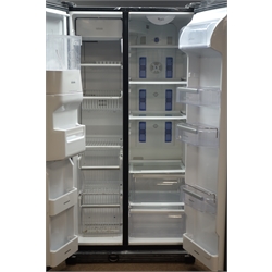  Whirlpool FRSB36AF20/2 American style side by side silver finish fridge freezer, W92cm, H174cm, D71cm  