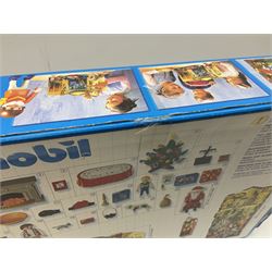 Playmobil - sets 3040, 3896 and 4150 (Adventskalender); all boxed; and Noah's Ark in associated box; together with Playpeople 1770 U.S. Cavalry Super Set; boxed (5)