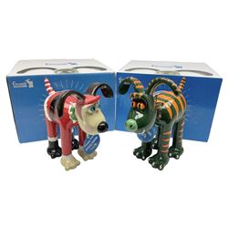 Wallace & Gromit - Gromit Unleashed: two Aardman Animations The Grand Appeal 'Gromit Unleashed' figures comprising Gromitasaurus and Santa Paws, both with boxes
