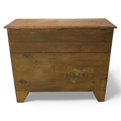 18th century style oak mule chest, the hinged rectangular top opening to a plain interior, above a lower section fitted with two long drawers with brass swan neck handles and shaped escutcheons, upon shaped bracket feet