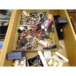  Quantity of costume jewellery & silver-plate including two pairs of silver earrings, silver rings, beaded necklaces, cutlery sets, micro-mosaic oval brooch, Chinese porcelain teapot with metal mounts, canteen of bronze cutlery etc   