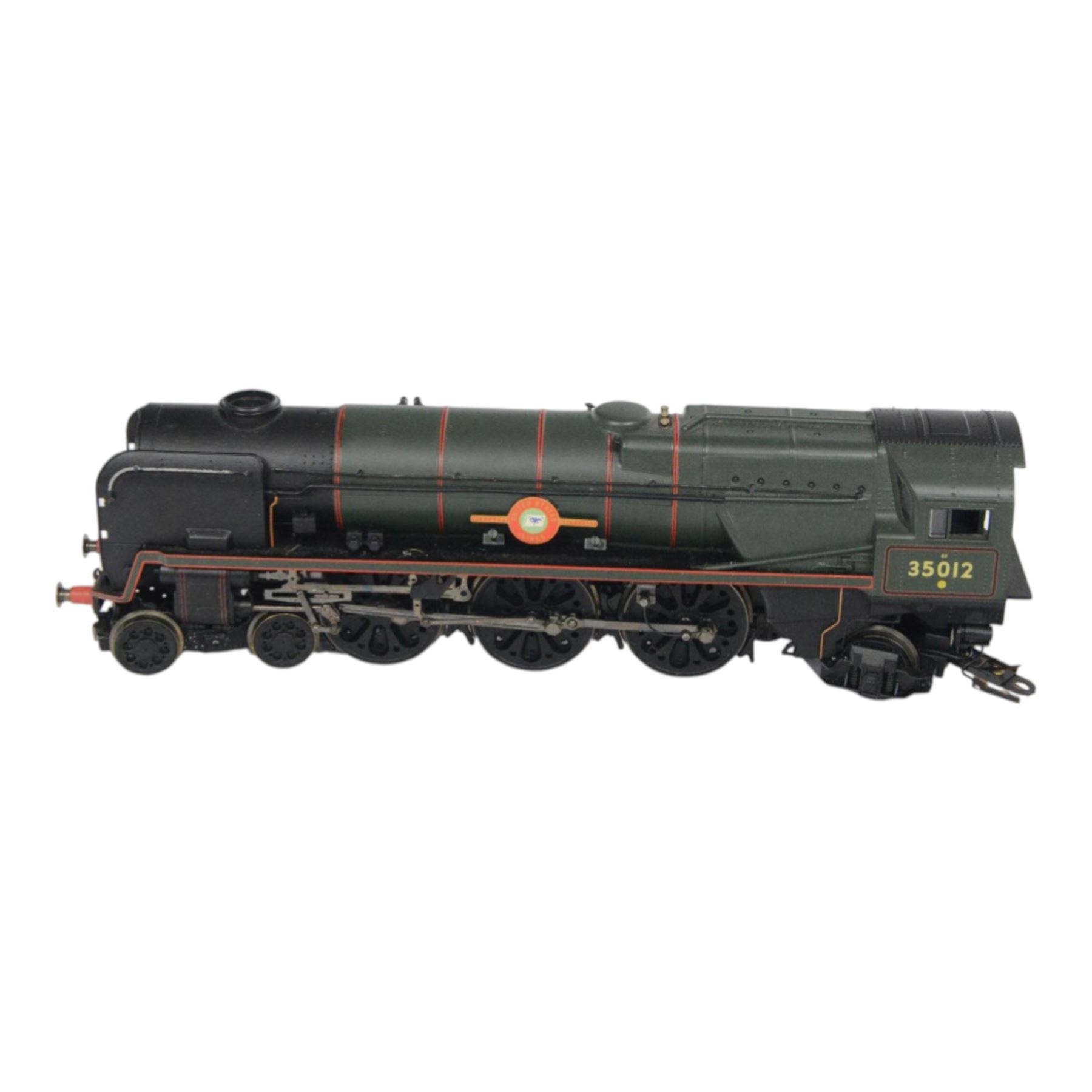 Seven 00 gauge locomotives, comprising Hornby R751 Class 37 diesel, Bachmann Elvis King of Rock And Roll Express, Hornby Merchant Navy United States Lines, Hornby A4 Class Quicksilver, three tank locomotives and two tenders, all unboxed