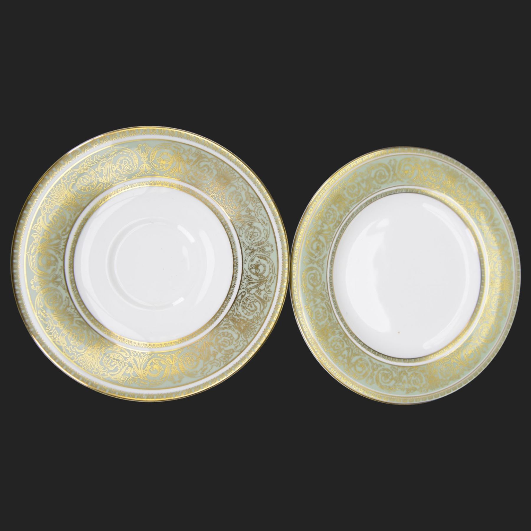 Royal Doulton English Renaissance pattern dinner service for six, including dinner plates, side plates, bowls, two covered dishes etc