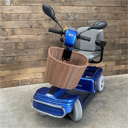 Eden Mobility Pathmaster 888NR four wheel mobility scooter, with charger - excellent condition, used twice