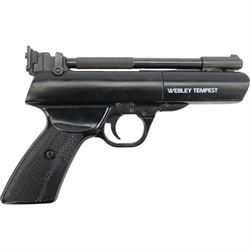 Webley Tempest .22 air pistol, the chamber marked 'Webley Tempest' and 'Webley & Scott Ltd. Made in England' beneath, with black checkered grip, H16cm, L28cm