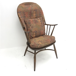 Ercol Golden Dawn elm Windsor chair, W62