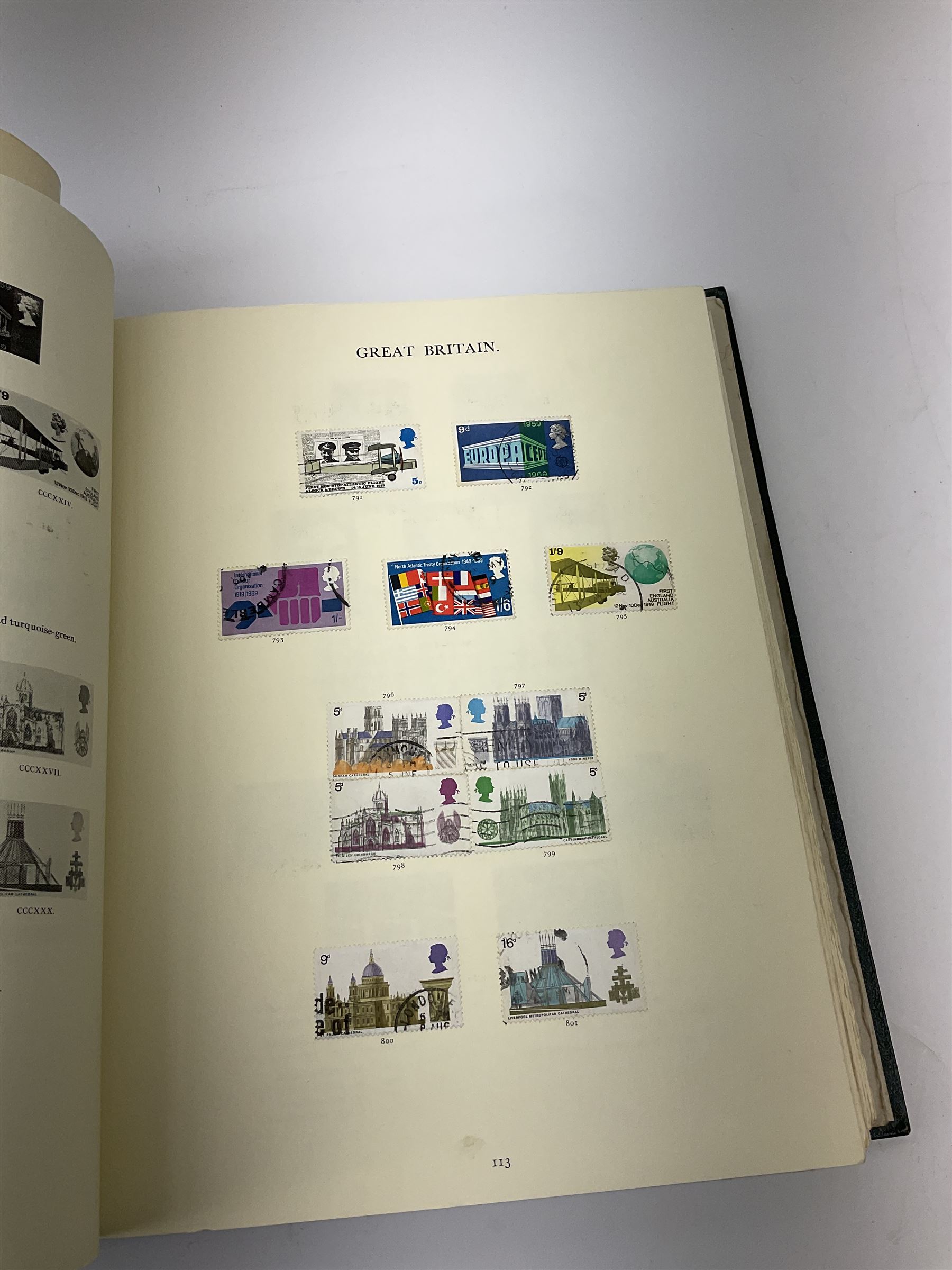 Stanley Gibbons 'Windsor Album' housing Great British stamps from Queen Victoria to Queen Elizabeth II including penny reds, half penny bantams etc