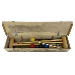 Webex - croquet set in wood case