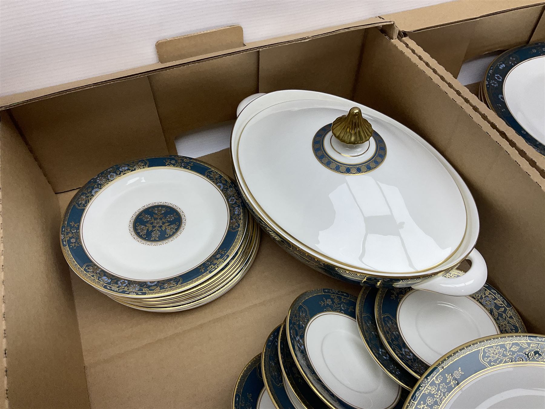 Royal Doulton Carlyle pattern part dinner service, including eight dinner plates, sixteen side plates, eight bowls, eight coffee cans and saucers etc (68)