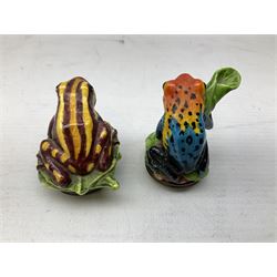 Four Halcyon Days bonbonnieres modelled as frogs, Golden Toad, Red-eyed frog, Dart-poison frog, and Poison Dart frog, in single box 