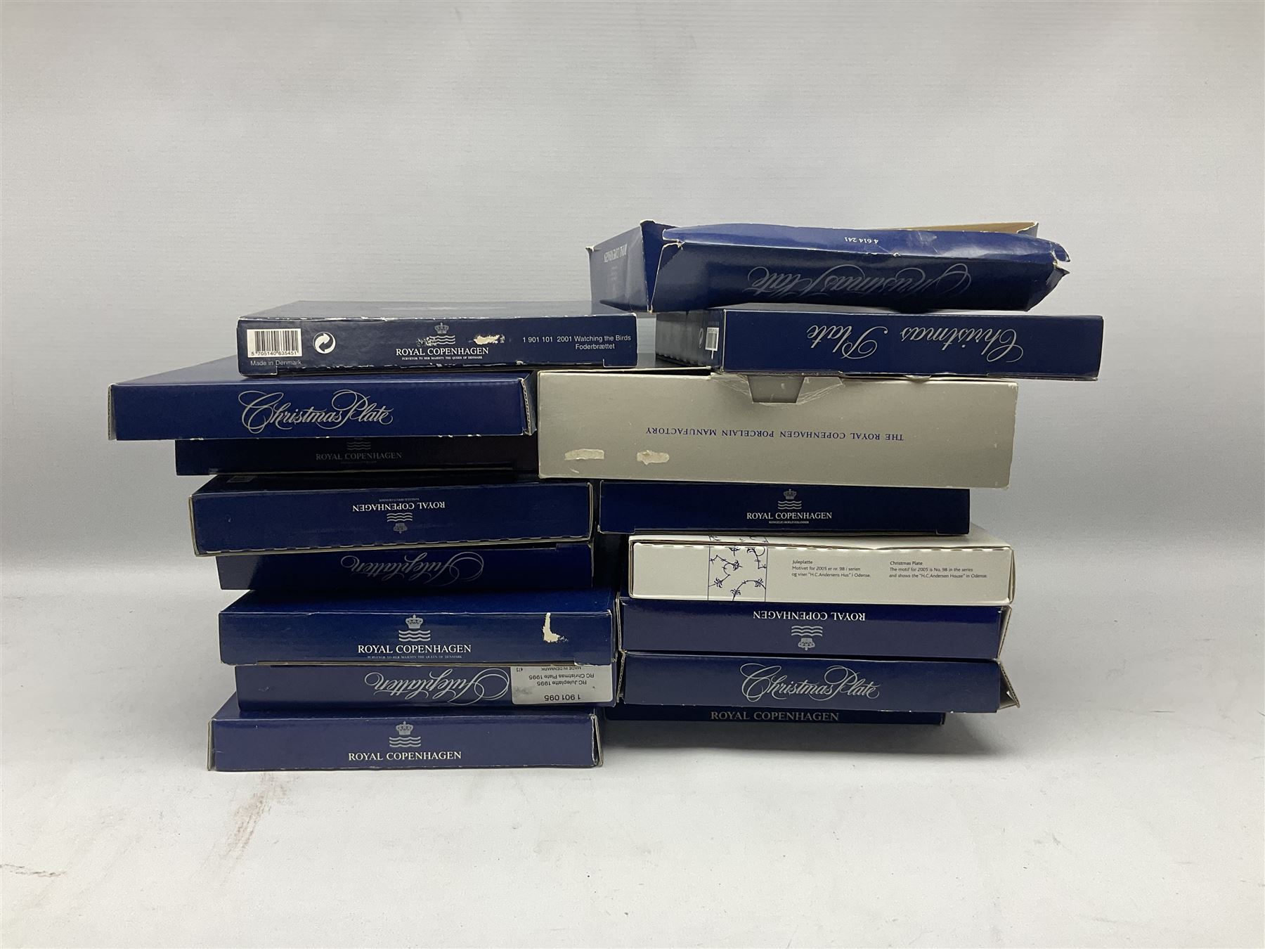 Royal Copenhagen nineteen assorted Christmas calendar plates, comprising 1982 and 1988 to 2005