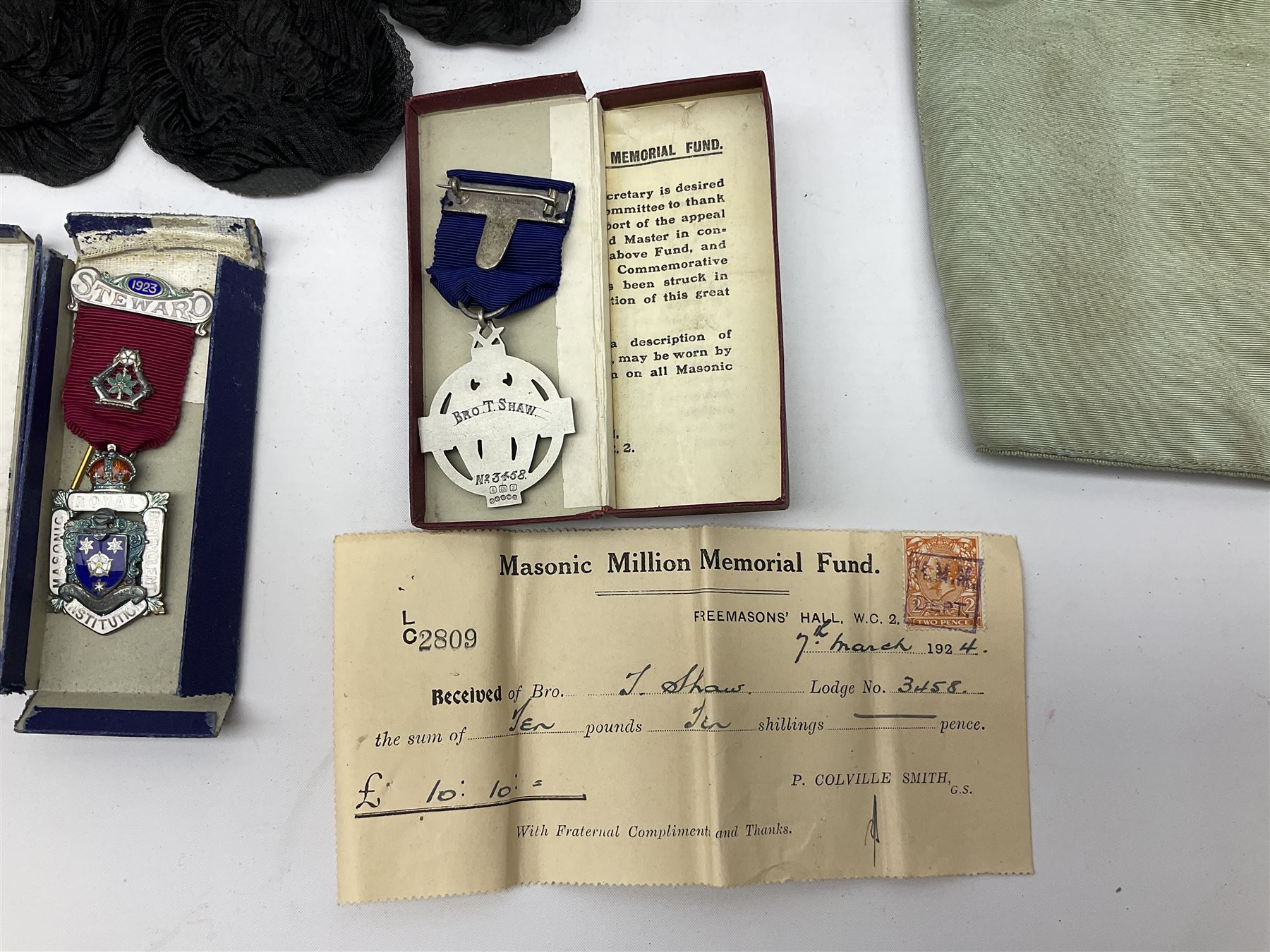 Collection of Masonic items, to include silver WWI 1914-1918 commemorative medallion named 'Bro J. Thompson No. 3458, hallmarked Birmingham 1923, silver and enamelled Masonic Steward medallion hallmarked Birmingham Spencer & Co, 1922, Masonic apron etc