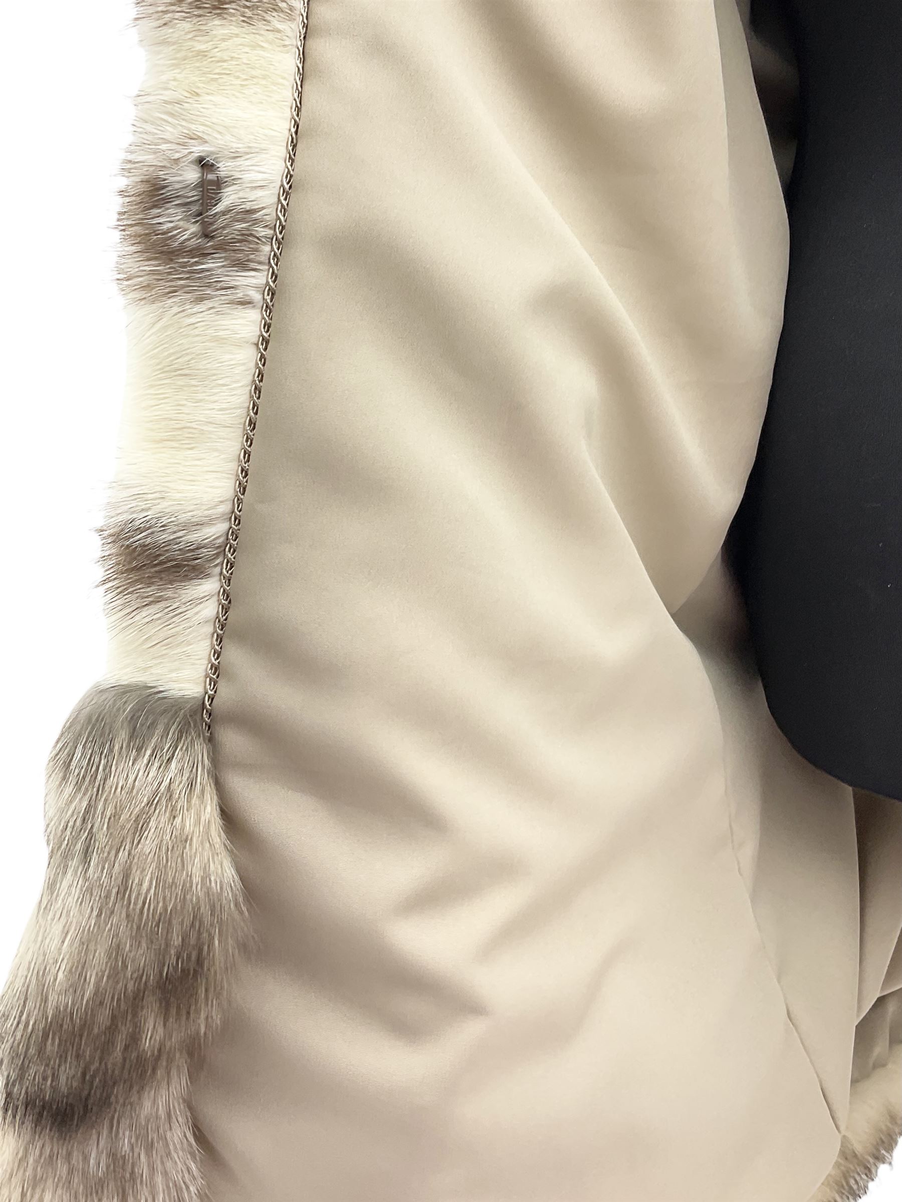 Mid length Mink and Fox fur ladies jacket by Pelliccerie Daria Silvi Marina approx size 14-16, with original tag.  