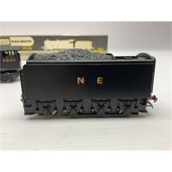 Wrenn '00' gauge - two Class A4 4-6-2 locomotives - 'Peregrine' No.4903 in NE Black; and 'Golden Eagle' No.4482 in LNER Green; both boxed with instructions (2)