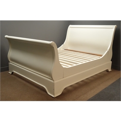  Large painted 5' kingsize sleigh bed  