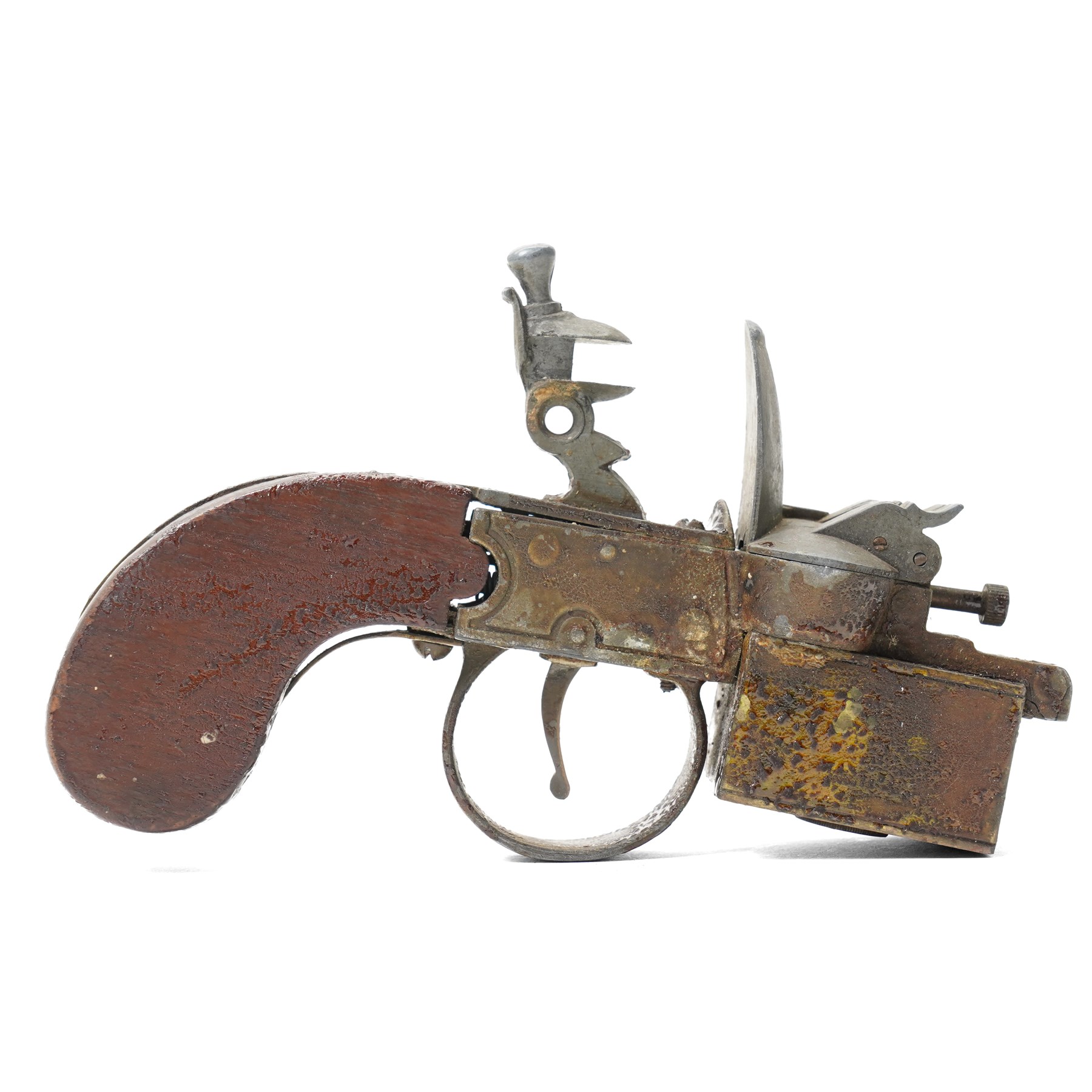 Dunhill 'Tinder Pistol' table lighter, registered design number 794093, modelled as a faux flintlock with fixed hammer, W15cm 